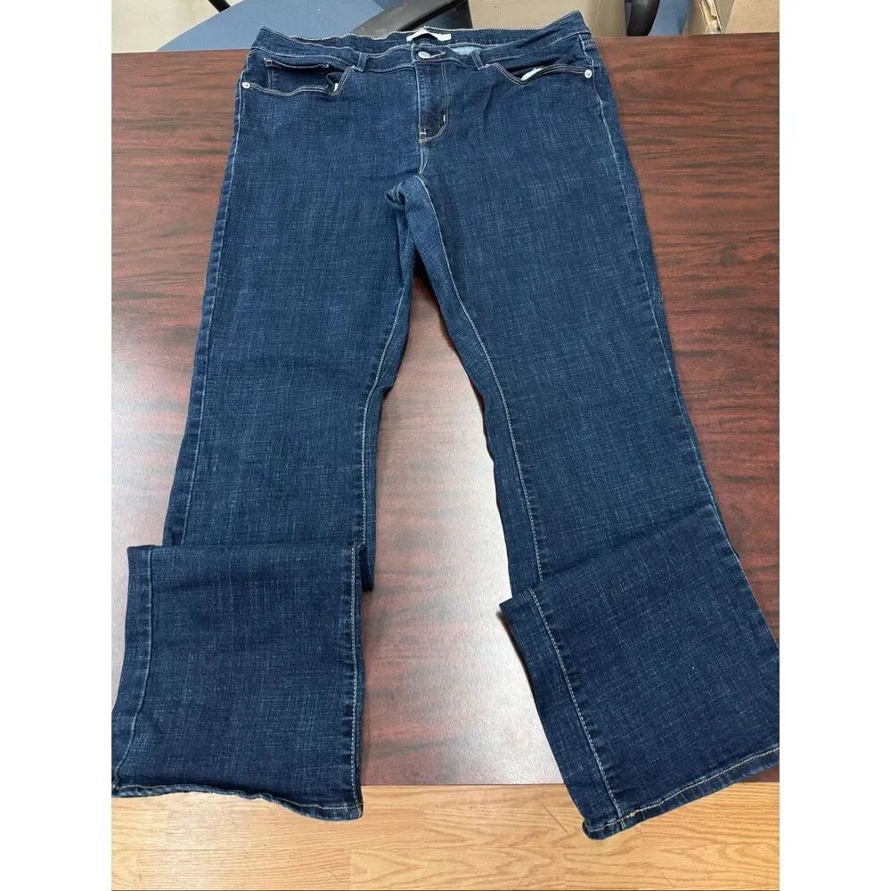 Levi’s Classic Bootcut Jeans Size 16